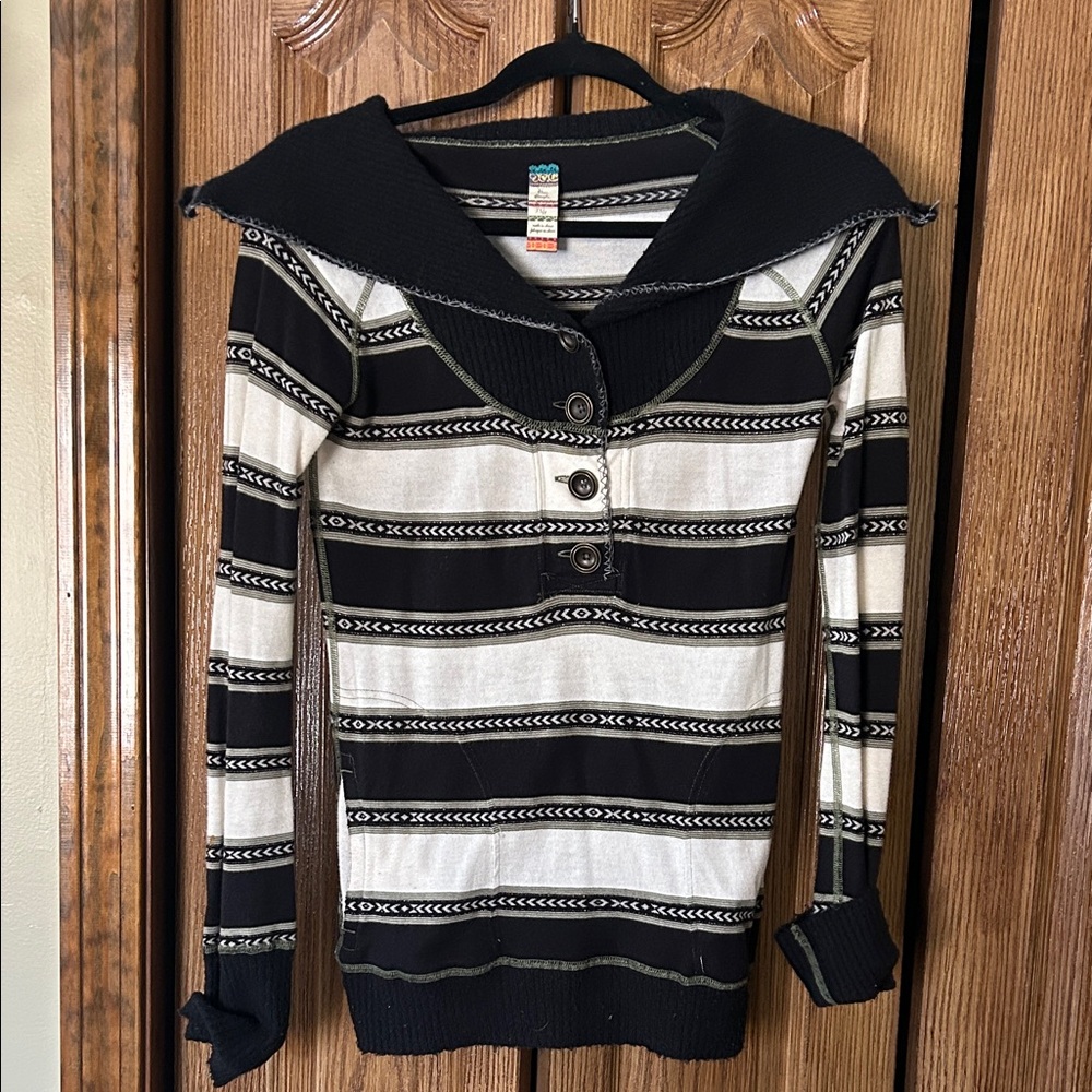 Free People Black and Cream Striped Turtleneck Sweater